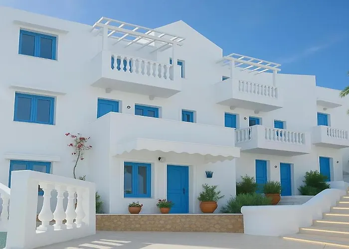 Life Is Korifi Apartmán *